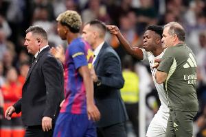 卡尼萨雷斯批亚马尔维尼修斯：两人应少点自恋，他们的麻烦＞贡献