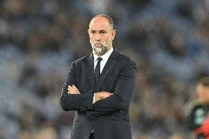 记者：科莫利认为图多尔战绩未达标、新援未融入、失去对球队掌控