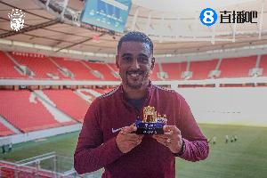 直播吧中超最佳|莱昂纳多：每年目标都是进20球 想尽快恢复踢浙江