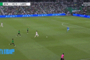 互相传射！孙兴慜反击引门将出击，尝试打空门被拦分球博安加破门