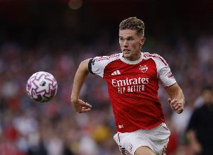 罗马诺：约克雷斯和马丁内利缺席本周欧冠，阿森纳希望踢热刺复出